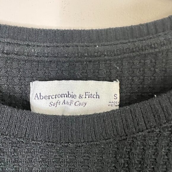 Abercrombie & Fitch BUNDLE of TWO Waffle Knit Shirts - Button Front & Crewneck - Picture 11 of 14